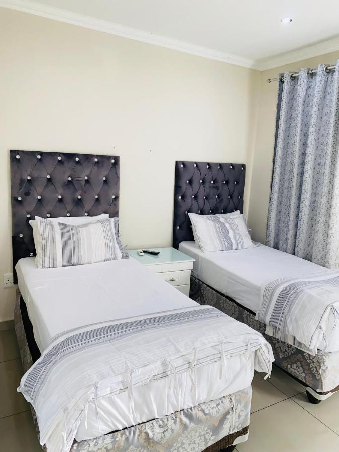 Munisa Guest House Γιοχάνεσμπουργκ Εξωτερικό φωτογραφία